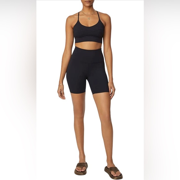 NWT Bandier x Sincerely Jules The Bryn 7" Biker Short - Picture 9 of 11